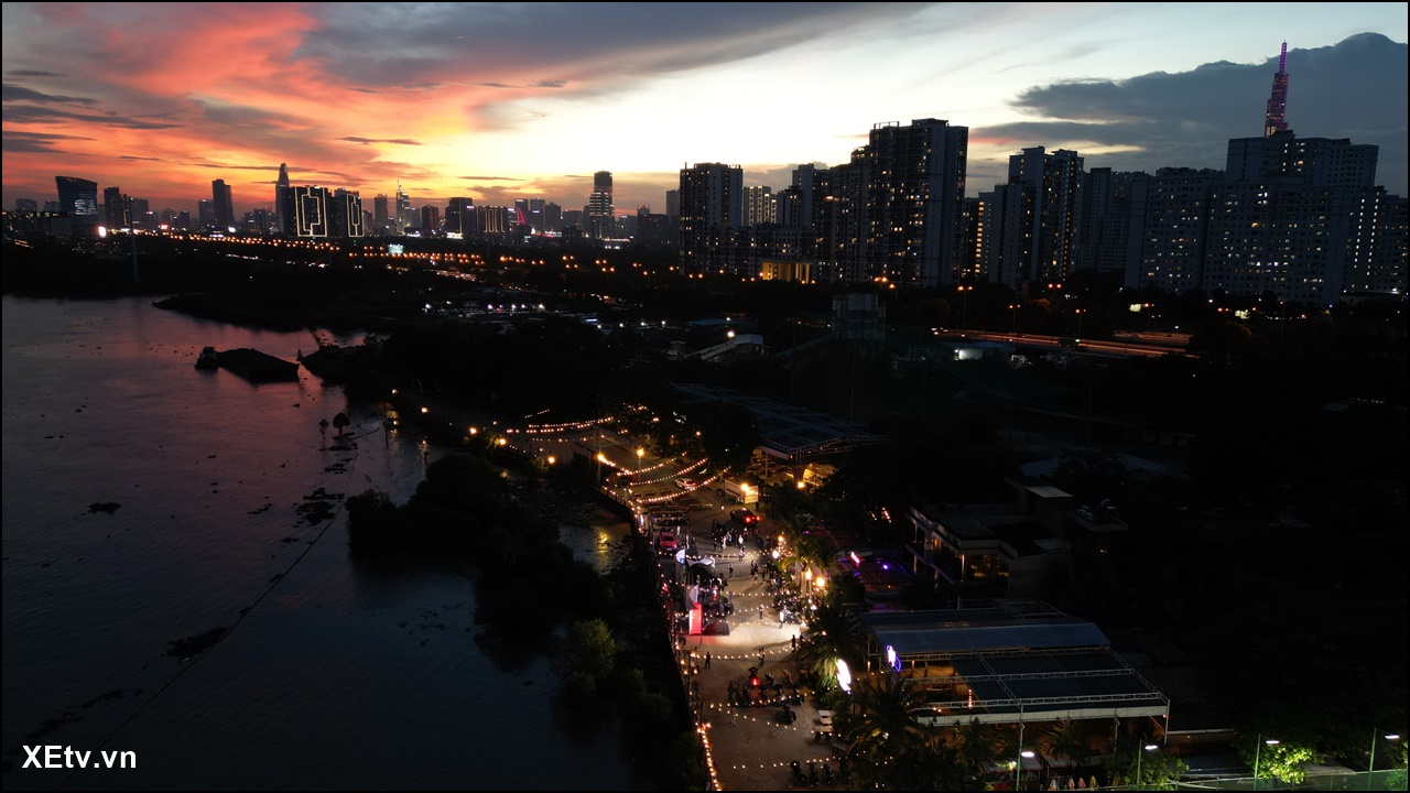 American Night - sự kết hợp hoàn hảo giữa Harley-Davidson Vietnam & Phú Mỹ Ford (1).jpg
