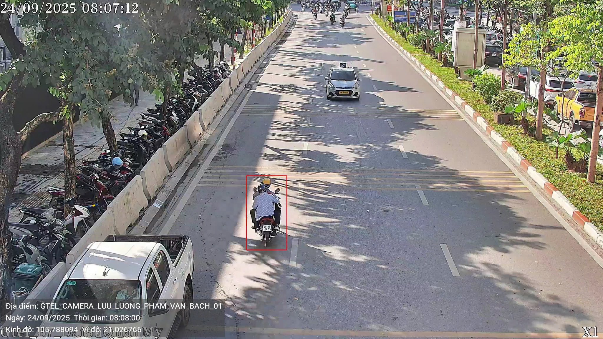 CAMERA GIÁM SÁT GIAO THÔNG A.I ĐÃ THÍ ĐIỂM LẮP ĐẶT TẠI HÀ NỘI (1).jpg