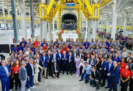 chiếc xe năng lượng mới thứ 14 triệu của BYD đã chính thức xuất xưởng tại nhà máy ở Brazil.jpg chiếc xe năng lượng mới thứ 14 triệu của BYD đã chính thức xuất xưởng tại nhà máy ở Brazil.jpg