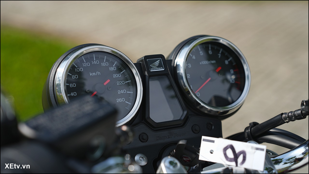 Chính thức Honda CB1300SF SP Final Edition dự án BIG-1 đã về đến Việt Nam (2).jpg