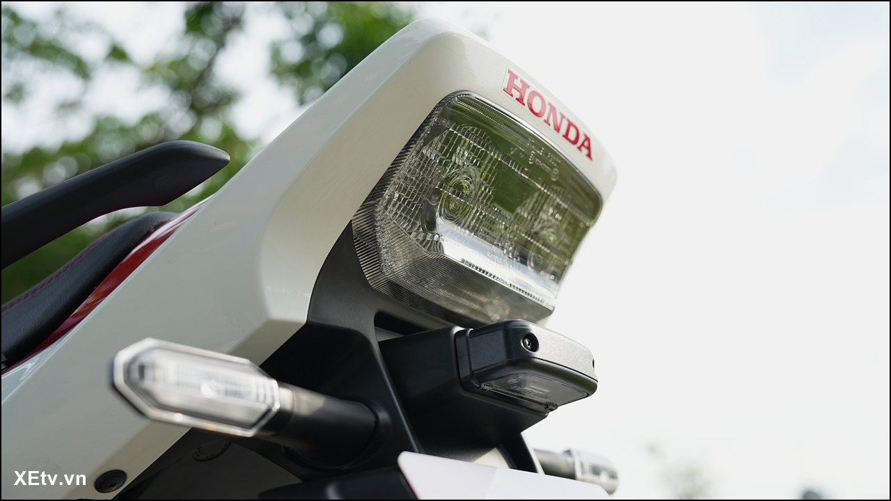 Chính thức Honda CB1300SF SP Final Edition dự án BIG-1 đã về đến Việt Nam (9).jpg