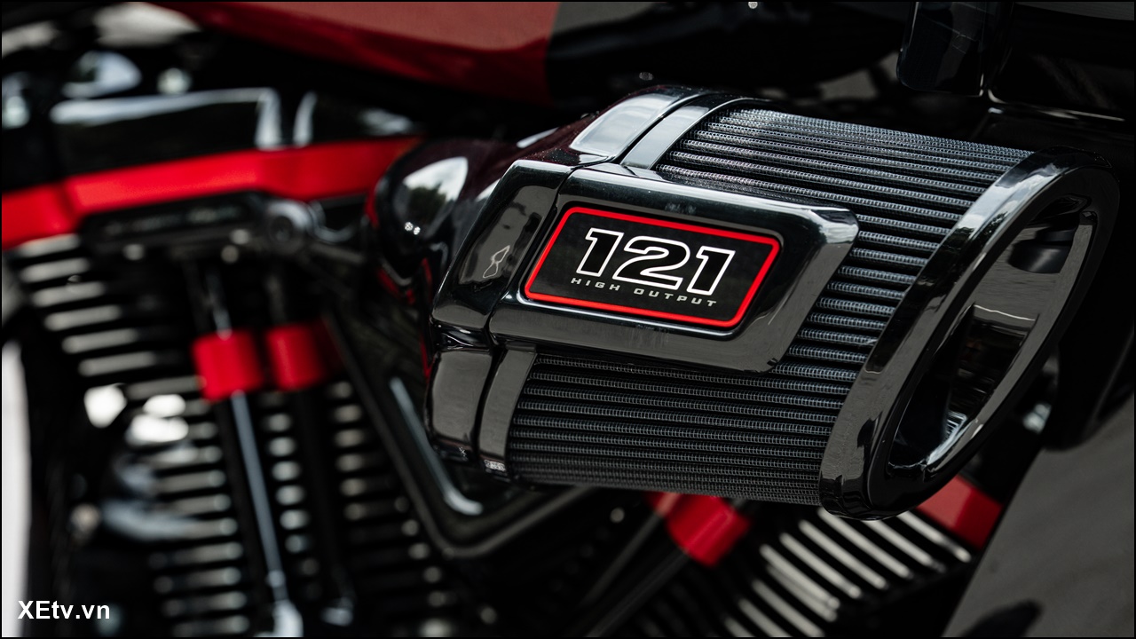 Harley-Davidson CVO Road Glide ST 2025 (10).jpg