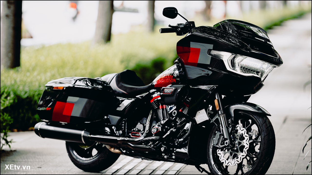 Harley-Davidson CVO Road Glide ST 2025 (17).jpg