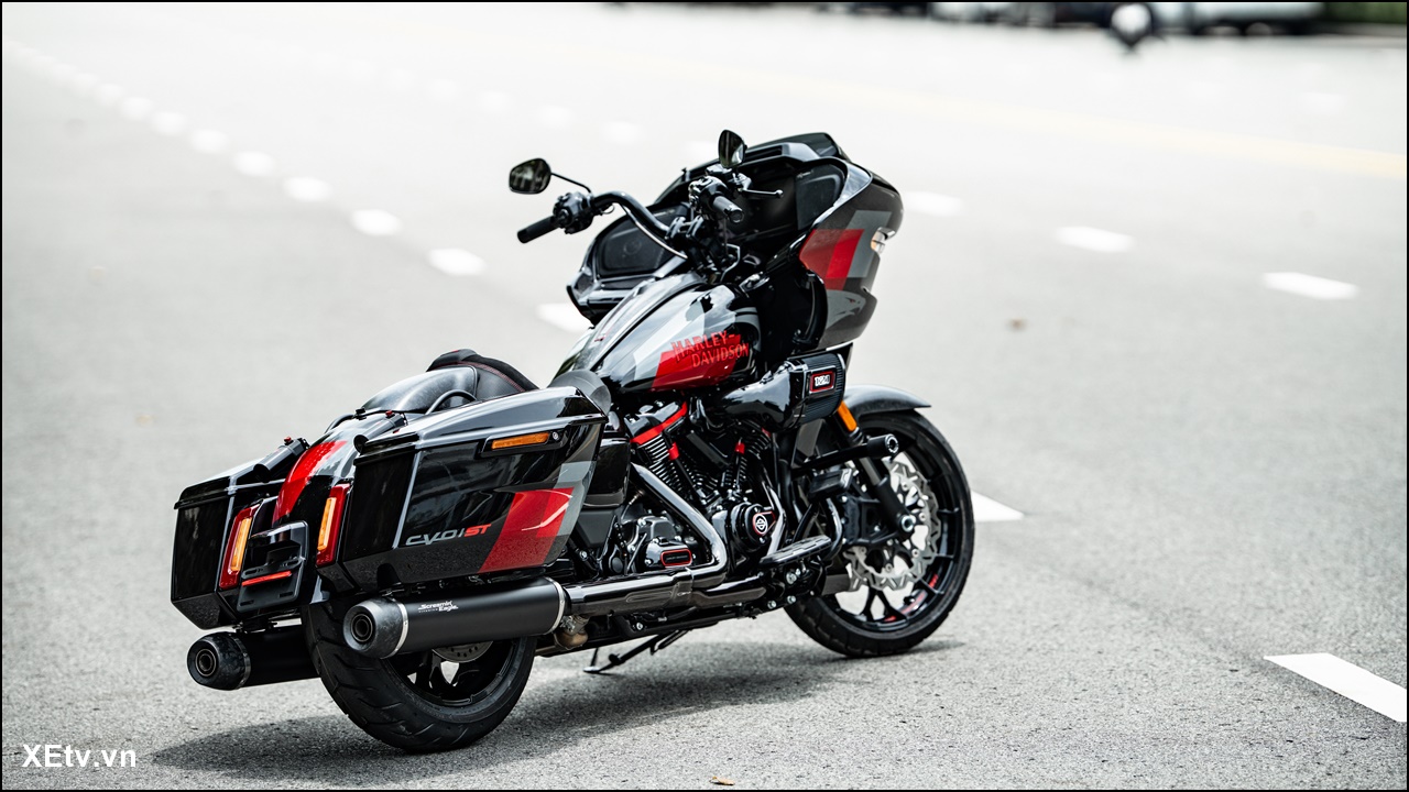 Harley-Davidson CVO Road Glide ST 2025 (2).jpg