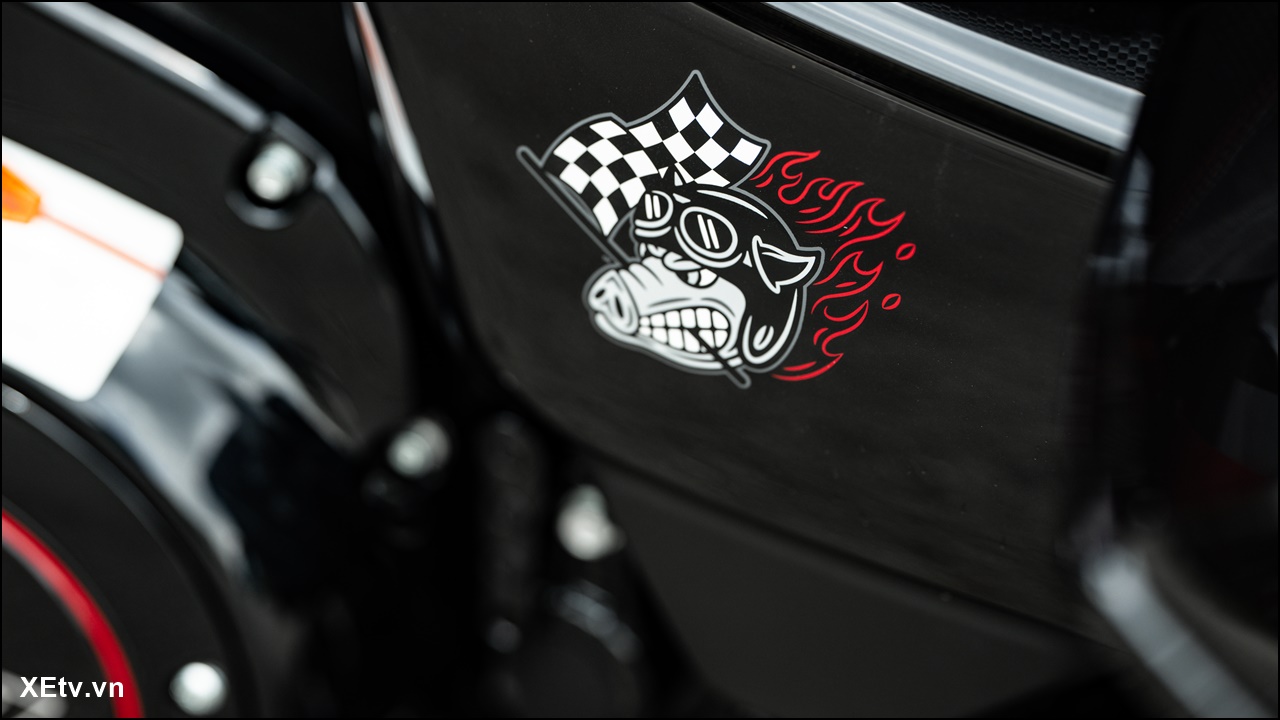 Harley-Davidson CVO Road Glide ST 2025 (8).jpg