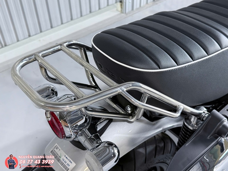 Honda DAX Royal Limited Edition (48).jpg