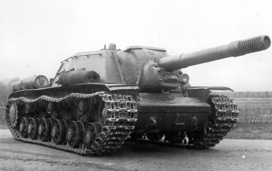 isu-152-tank.jpg