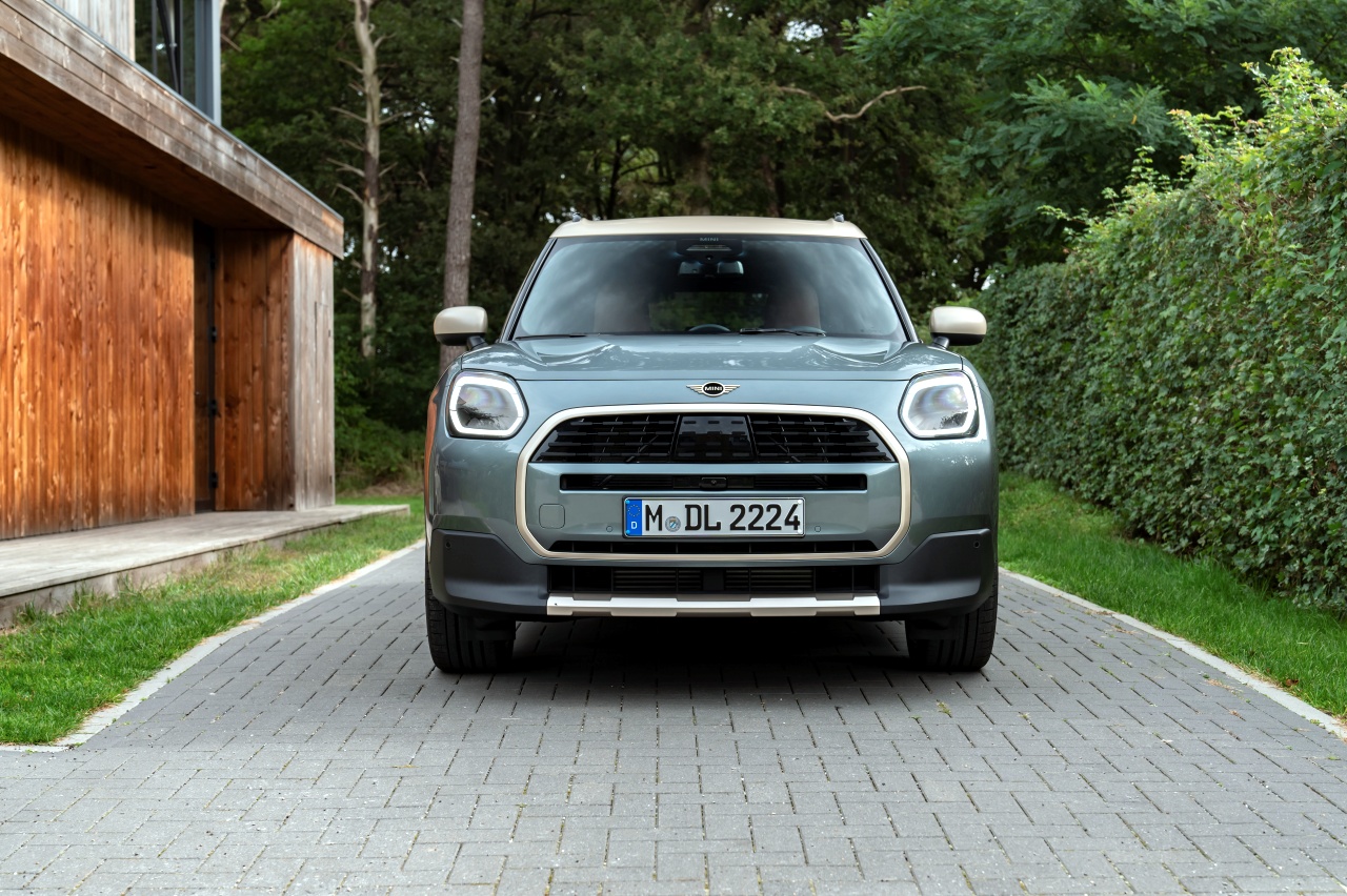 MINI Countryman C(1)-XEtv.vn.jpg