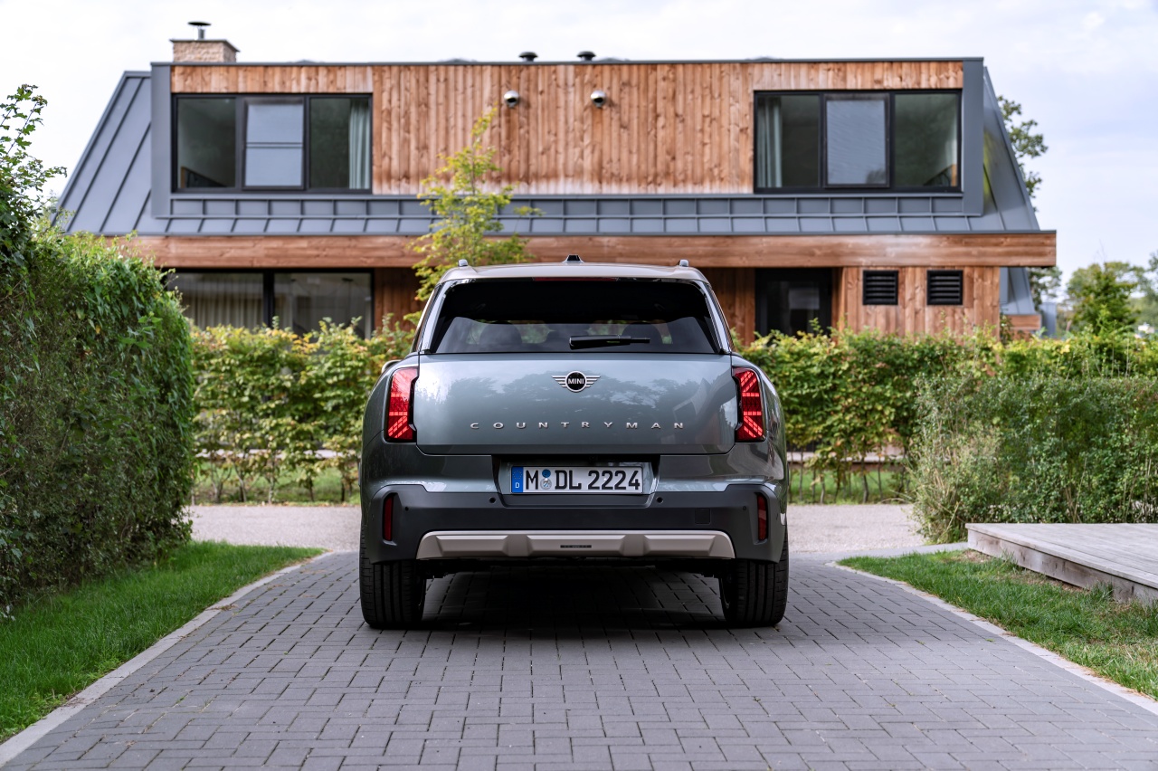 MINI Countryman C-XEtv.vn.jpg
