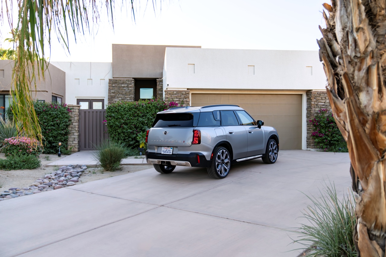 MINI Countryman S ALL4-XEtv.vn.jpg