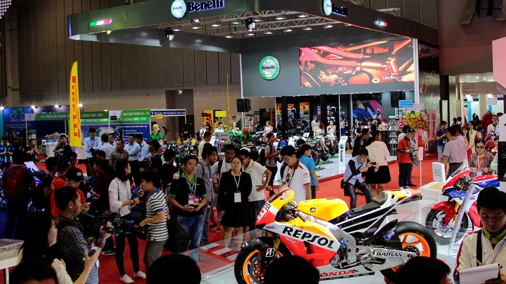 motorcycle-show.jpg