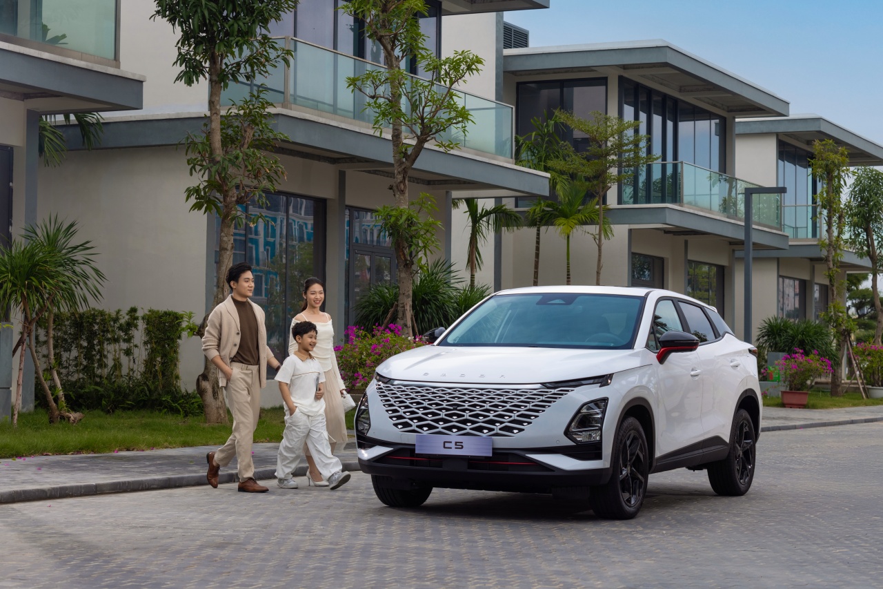 Omoda C5 ưu đãi hấp dẫn lên đến 15 triệu ngay trong tháng 22025 (2).jpg