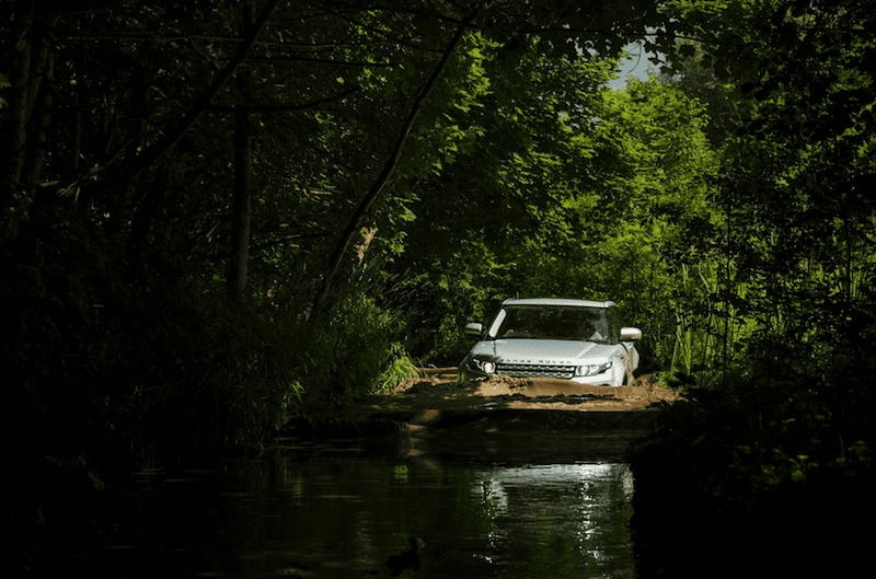 Range-Rover-Evoque-min.png