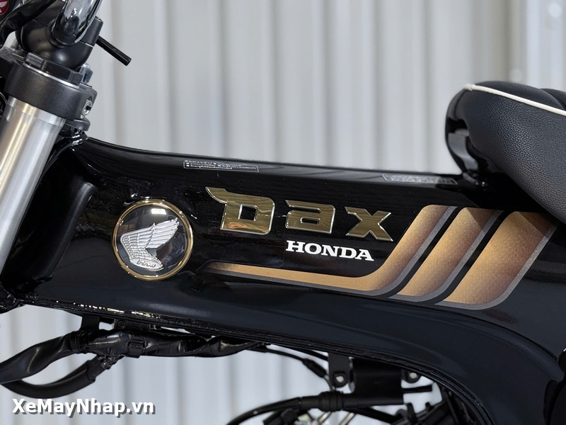 Xe Máy Nhập chính thức nhận đặt cọc Honda Dax Royal Limited Edition tại Việt Nam (15).jpg