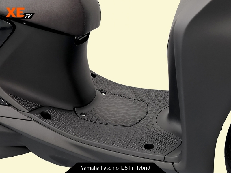 Yamaha Fascino 125 Fi Hybrid màu đen (9).jpg